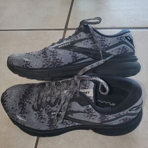 Brooks Ghost 15 womens size 8